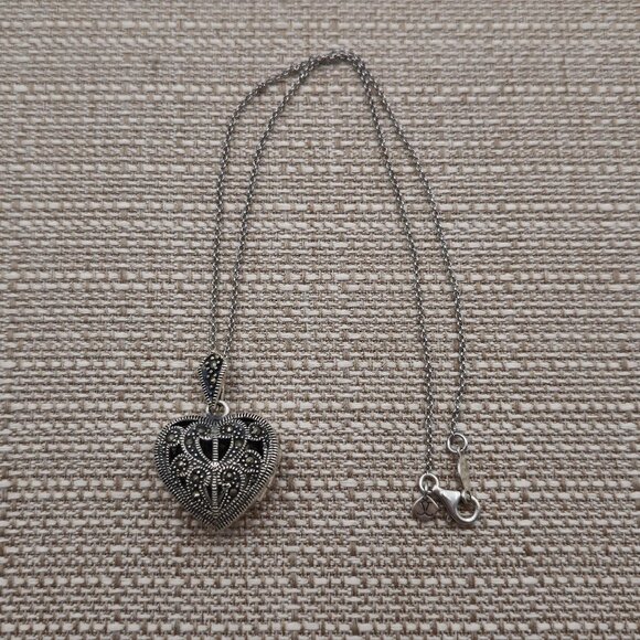 16 Inches Sterling Silver Heavy Marcasite Large Heart Locket Necklace A2583 - Picture 1 of 9